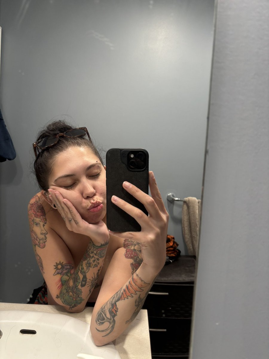 goddessct tweet media