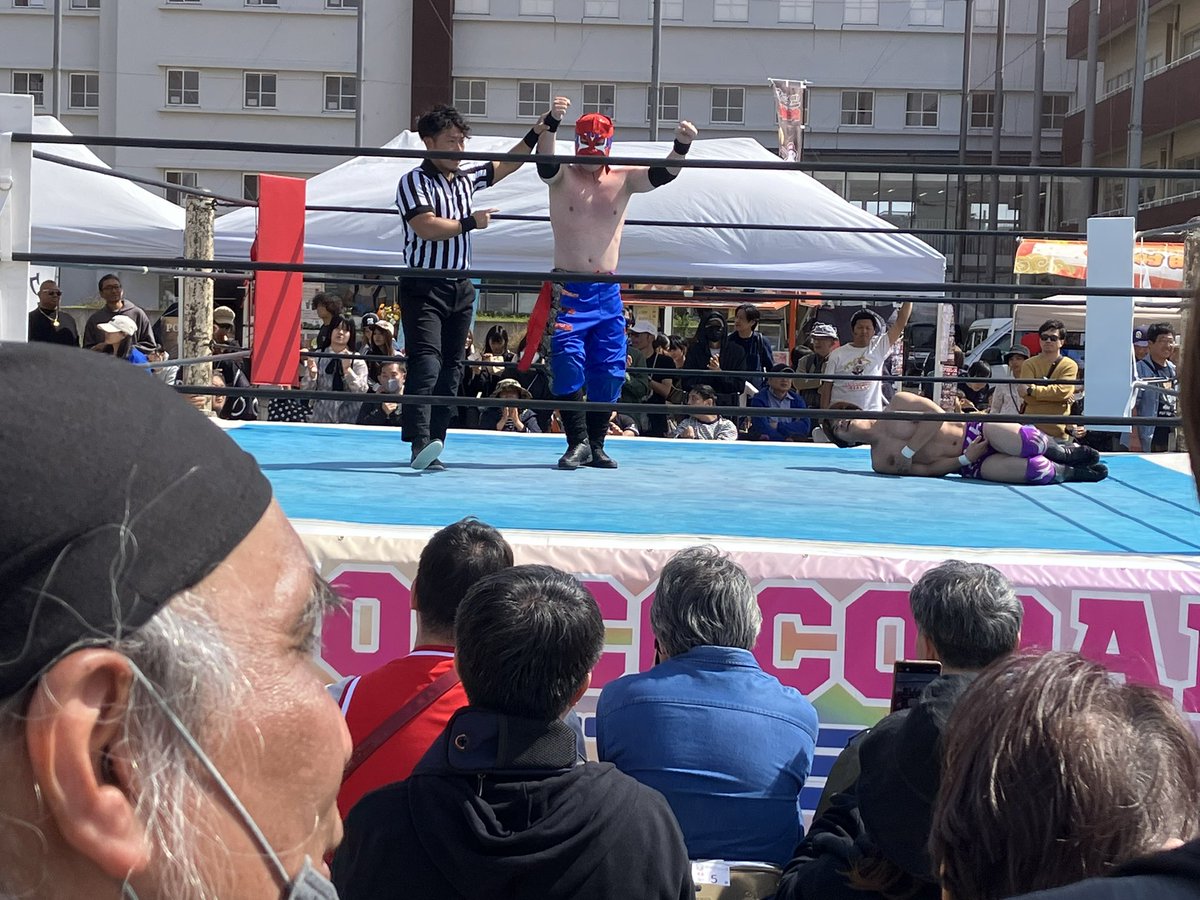 PEN  D.A.F（カラーアンドエルボージャンプルーキーにて配信中） tweet media
