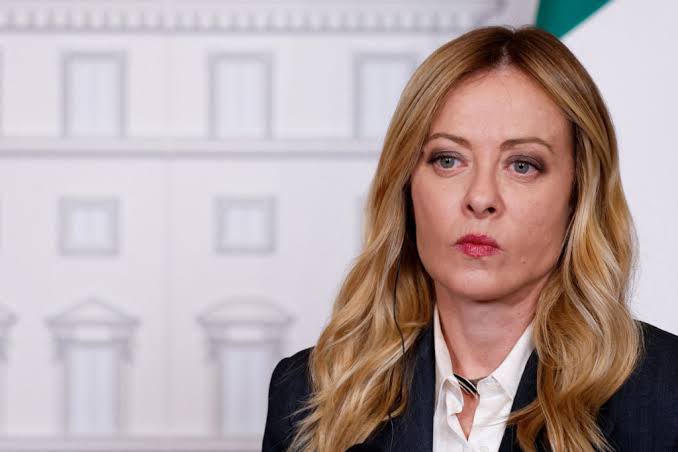 Do you support Giorgia Meloni as a strong leader of Italy?

YES
NO