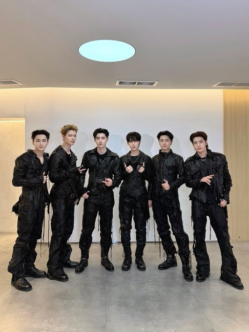 Kpop Stats tweet media