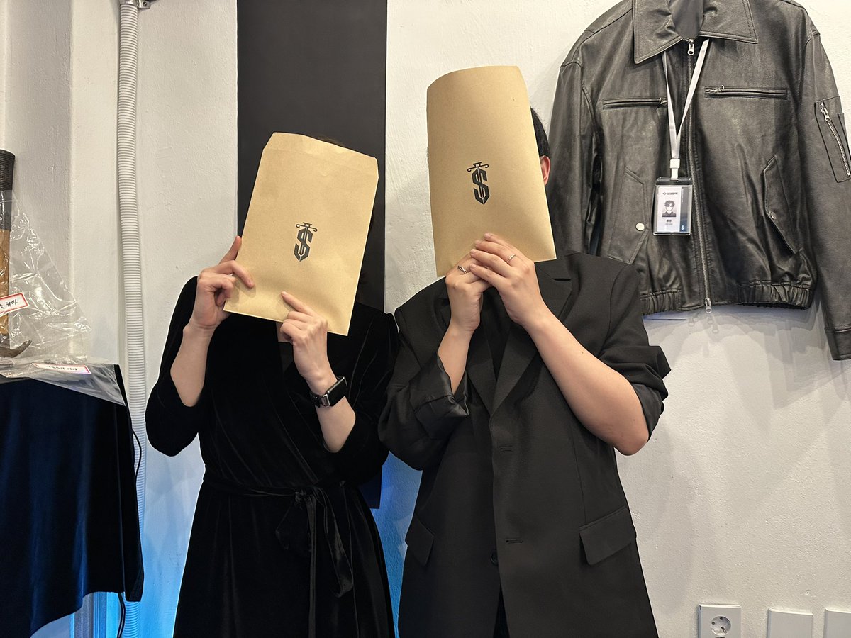 신성방역 입사일지 : 코드네임을 입력하시오 tweet media