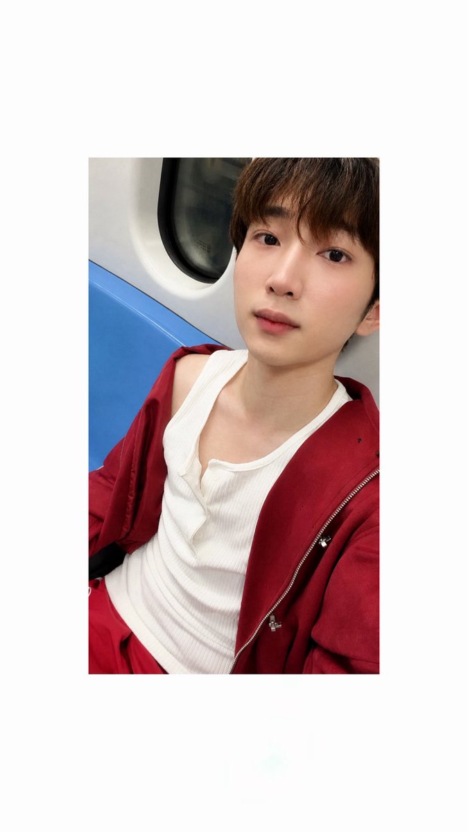 小榮榮 tweet media