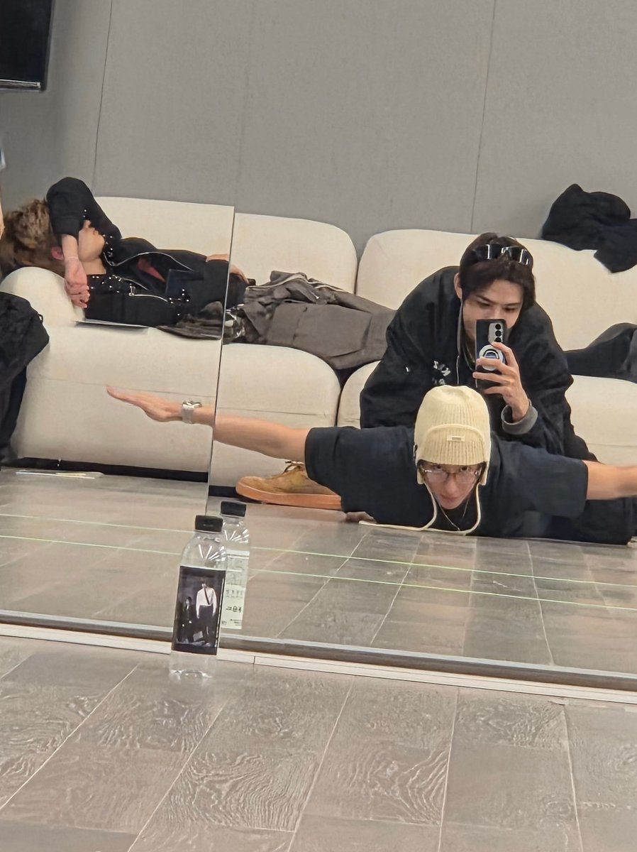 헥 tweet media