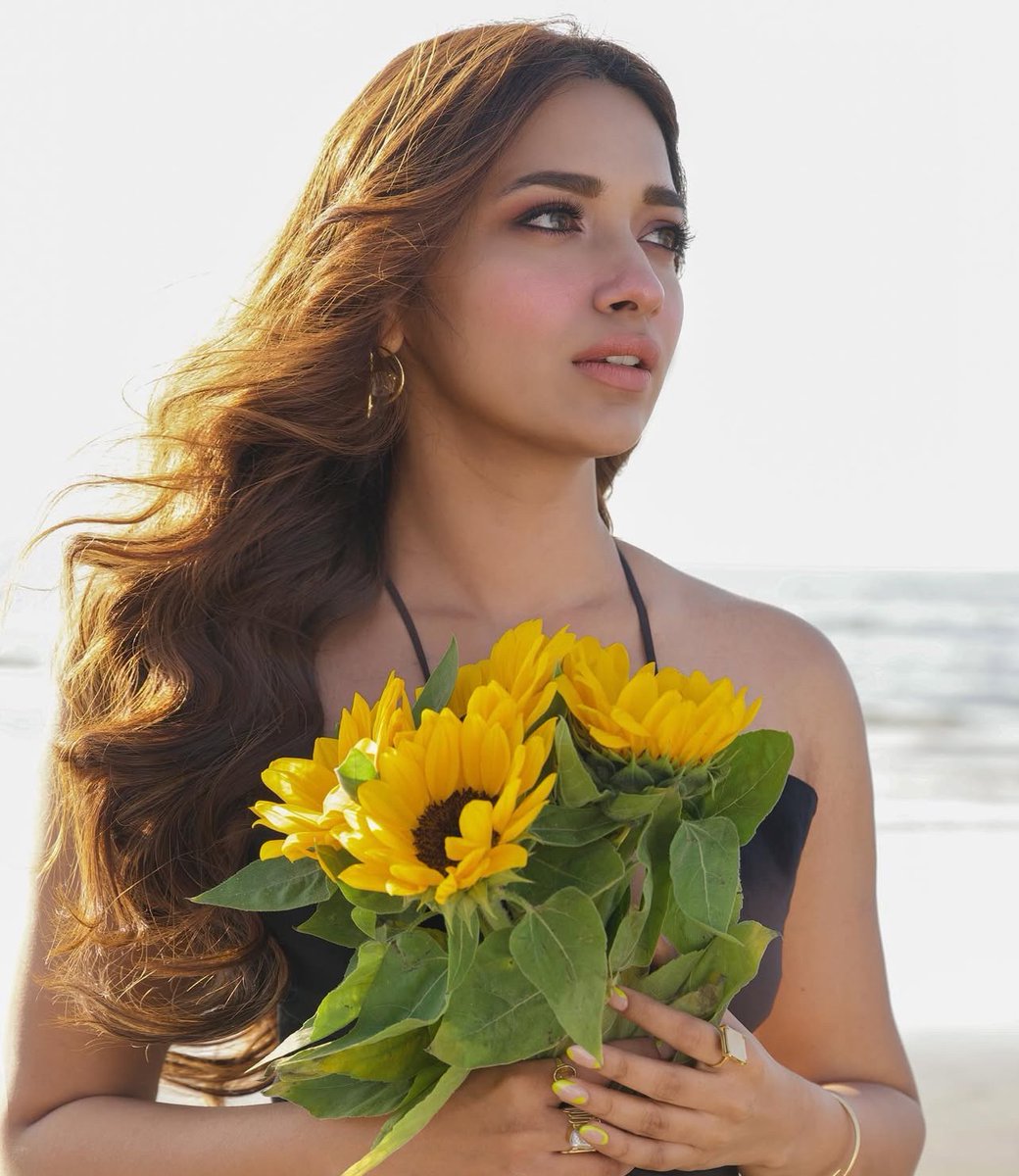 jiya_love87302's tweet photo. Good morning jiya 💖 

#JiyaShankar
#JiyaKiJanta https://t.co/31lye4Q2HL
