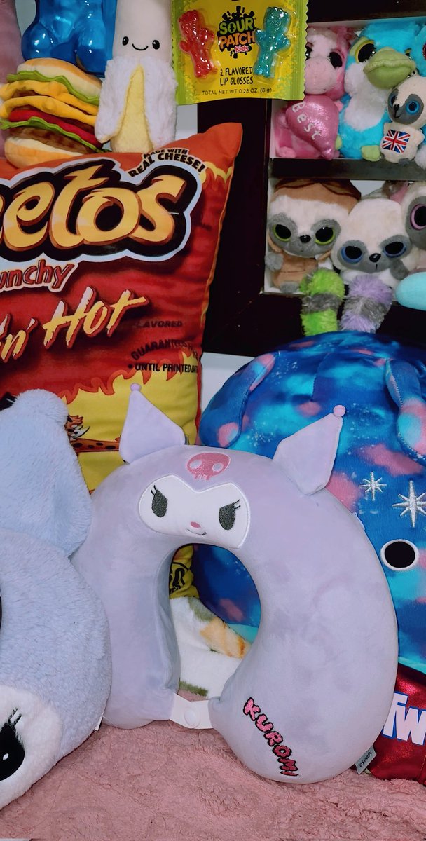 Miichel701's tweet image. #miniso #pillow #pillows #kuromi #sanrio #helllokittyandfriends #toycollector #collectibles #sanrio #kawaii #plush #plushies #plushcore #stuffed #stuffedanimal #stuffedanimals #plushcollection #plushcollector #sanriocharacters #collection #collector #collectibles #toy #toys