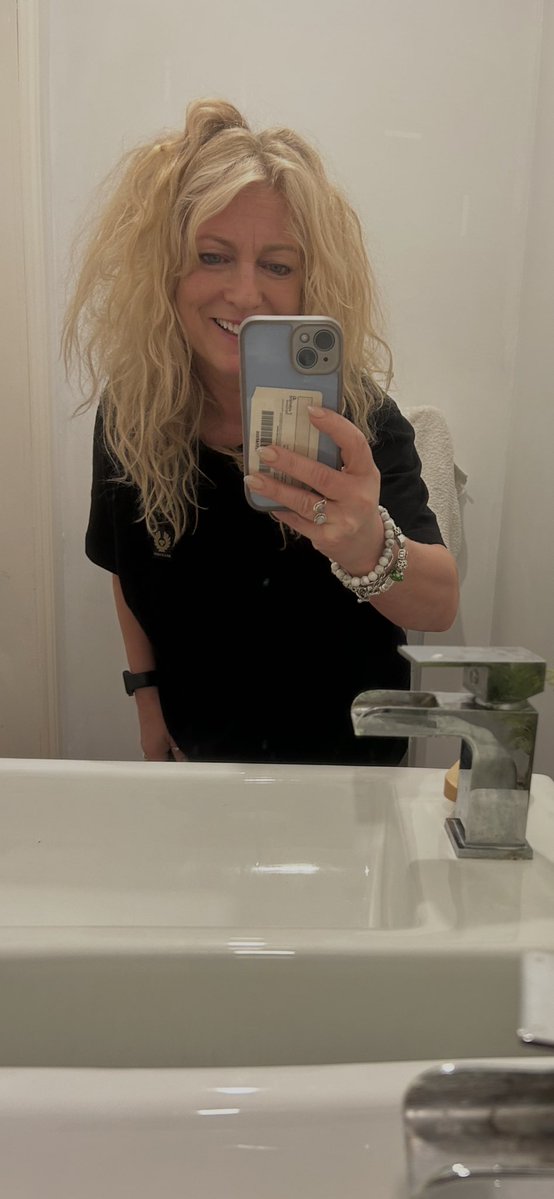 Joanne tweet media