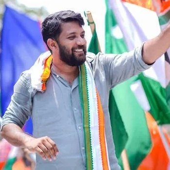 അപ്പുക്കുട്ടൻ 1.0 tweet media