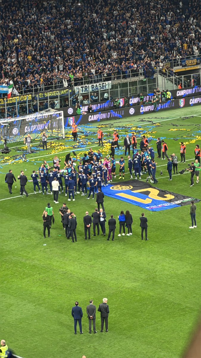 L’Inter è campione d'italia per il 2025/2026, questo é il verdetto inappellabile del campo quando sono le 22:39 del 3 maggio del 2026…🏆🖤💙