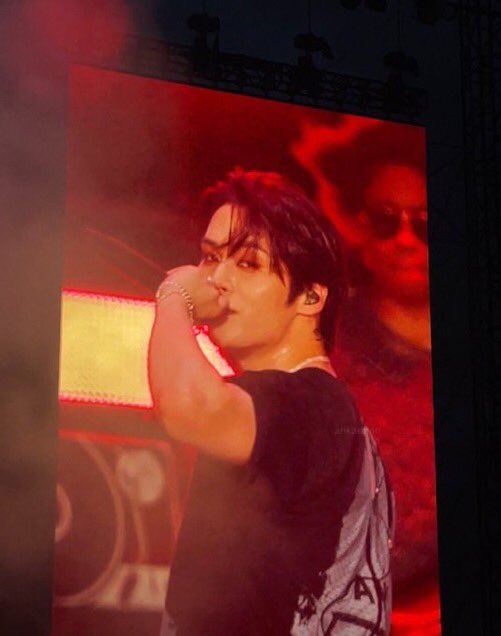 ` sha 샤 🍮 prod. leeknow ★.ᐟ tweet media