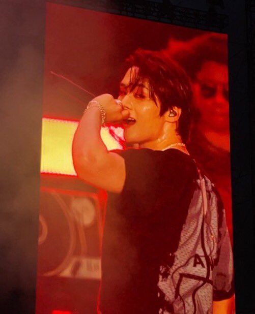 ` sha 샤 🍮 prod. leeknow ★.ᐟ tweet media