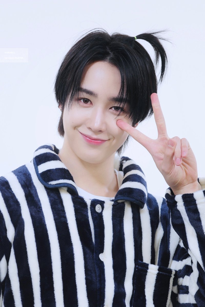 variable_051005's tweet photo. 💙｜260118 사운드웨이브 팬싸

#헌터 #HUNTER #ฮันเธอร์ #파팡콘
#싸이커스 #xikers https://t.co/4LMg8PzXlp