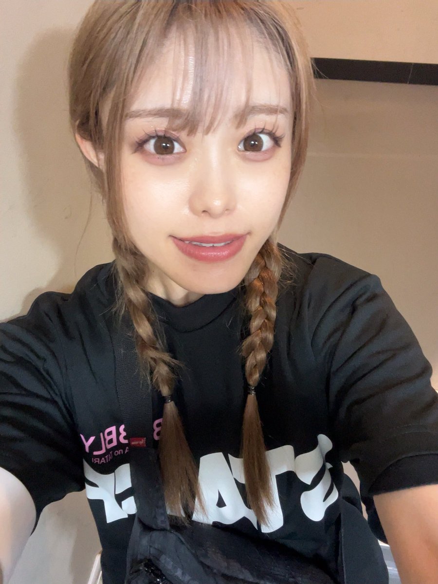 楠こより tweet media