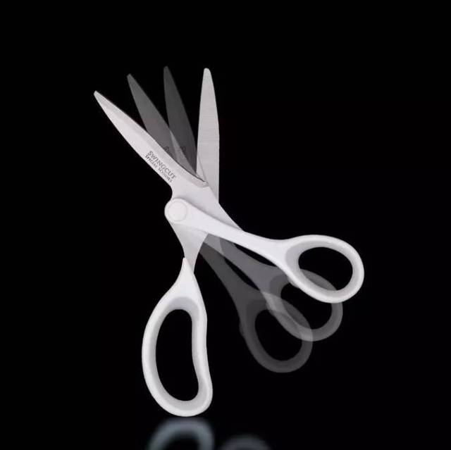 uttleybob1951's tweet image. DIY your own minimalist plant hanger with 3 materials!  Grab cotton rope, scissors, a ring—follow our 5-step guide (link in bio) for a boho vibe. Perfect for small spaces! #DIYCrafts #PlantParentHacks