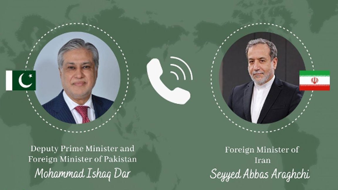 RadioPakistan's tweet image. DPM @MIshaqDar50 held a telephonic conversation with #Iranian FM @araghchi. Discussion focused on regional situation and #Pakistan’s ongoing diplomatic efforts for peace and stability in the region
@ForeignOfficePk @IRIMFA #RadioPakistan #News 
radio.gov.pk/04-05-2026/dpm…