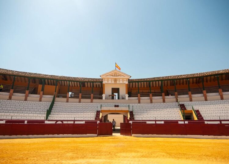 Plazas de Toros tweet media