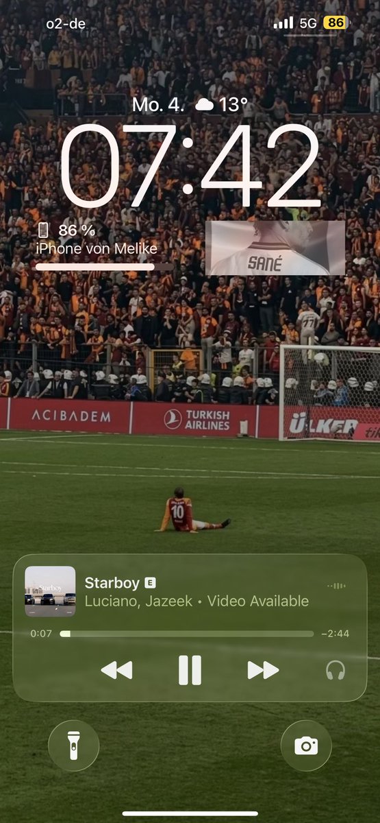 melike tweet media