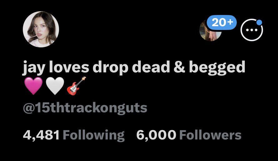 jay loves drop dead & begged 🩷🤍🎸 tweet media