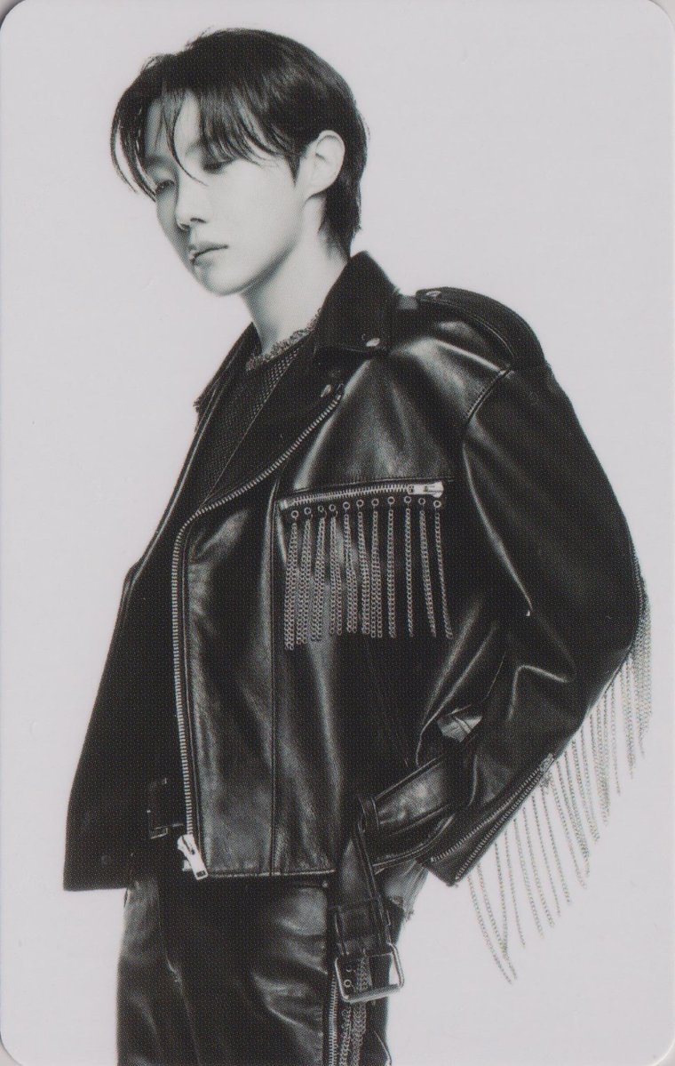 btsfancafe__twt's tweet image. [scan] BTS ARIRANG MusicKorea Lucky Draw Photocards (1/2)

#BTS #방탄소년단 #BTS_ARIRANG