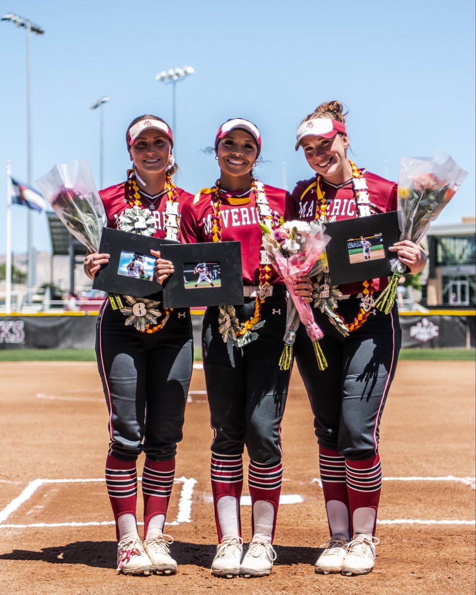 CMUMavericks's tweet photo. Thank you seniors❤️ https://t.co/fFNLAZCSGn