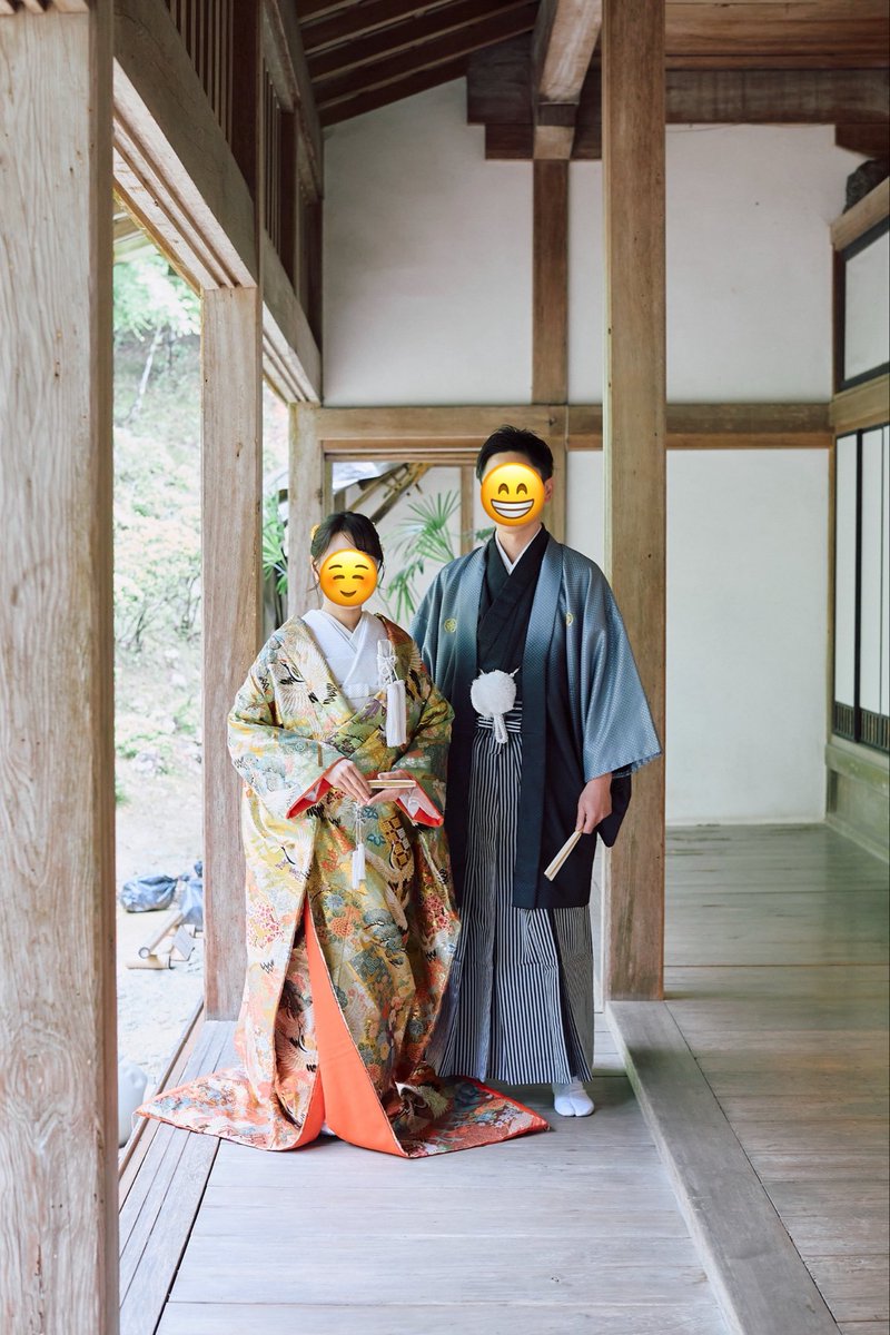 boc_5_23's tweet photo. 5月2日晴天の下無事に結婚式＆披露宴を執り行うことができました！
お世話になっている方々に囲まれての披露宴でたくさんの祝福の言葉をいただき、改めて素敵な人たちに囲まれているなぁ、自分もこういう人にならなければ、と思いました。
今後とも夫婦共々よろしくお願いします。
#結婚式 #披露宴 https://t.co/OpUBniOXQR