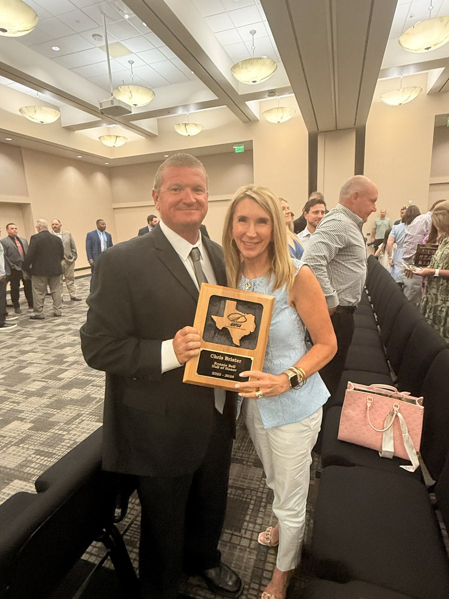 becky_denton's tweet photo. Congratulations @chris_brister as he was inducted into the Texas High School Coaches Hall of Fame.  Chris, you have done this the right way. You loved kids with integrity. You have loved kids who needed it most. You have given more than anyone will ever fully know. https://t.co/pkQv4mXUYL