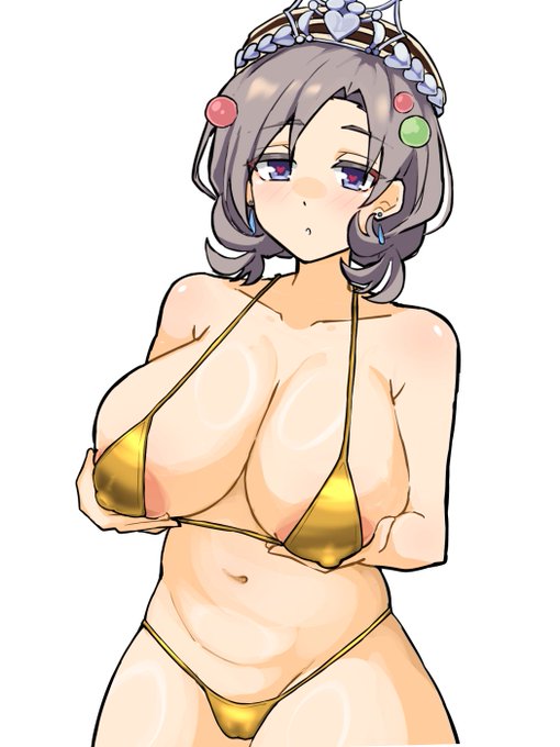 クイーンマドルチェ・デカ乳・金ビキニ・ティアラミス 