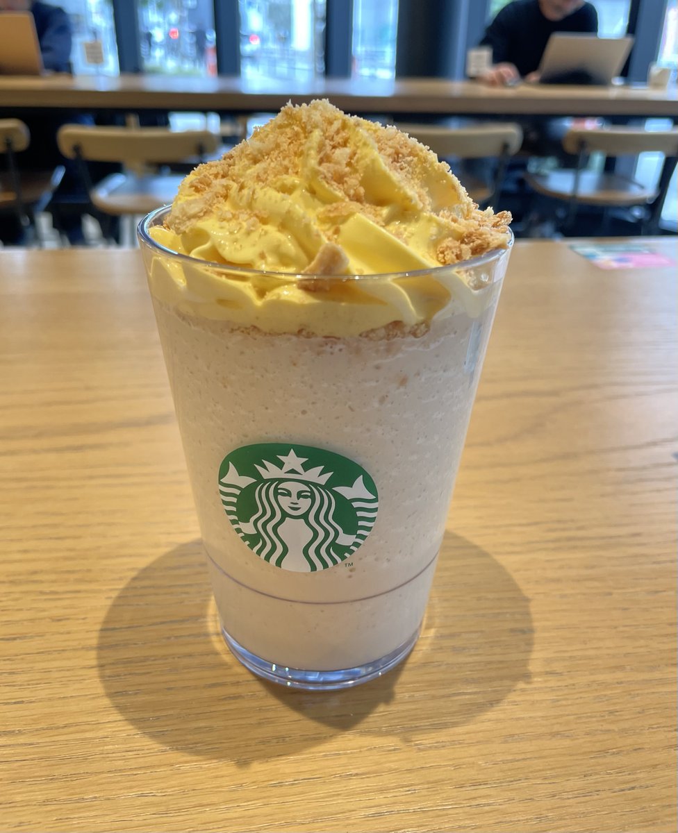ideal_orange's tweet photo. ▪️スターバックスコーヒー

▪️大船駅

チャーハンなんですけどね

#スタバ
#シュークリームフラペチーノ

https://t.co/M3xPm8zUVg https://t.co/CuiGQIgAi0