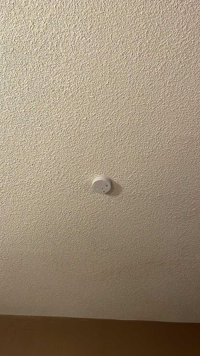 OshiUplink is done! Thanks to everyone who came by and support us !

Now I’m just gonna stare at the ceiling the rest of the night cause I’m too tired to do anything.