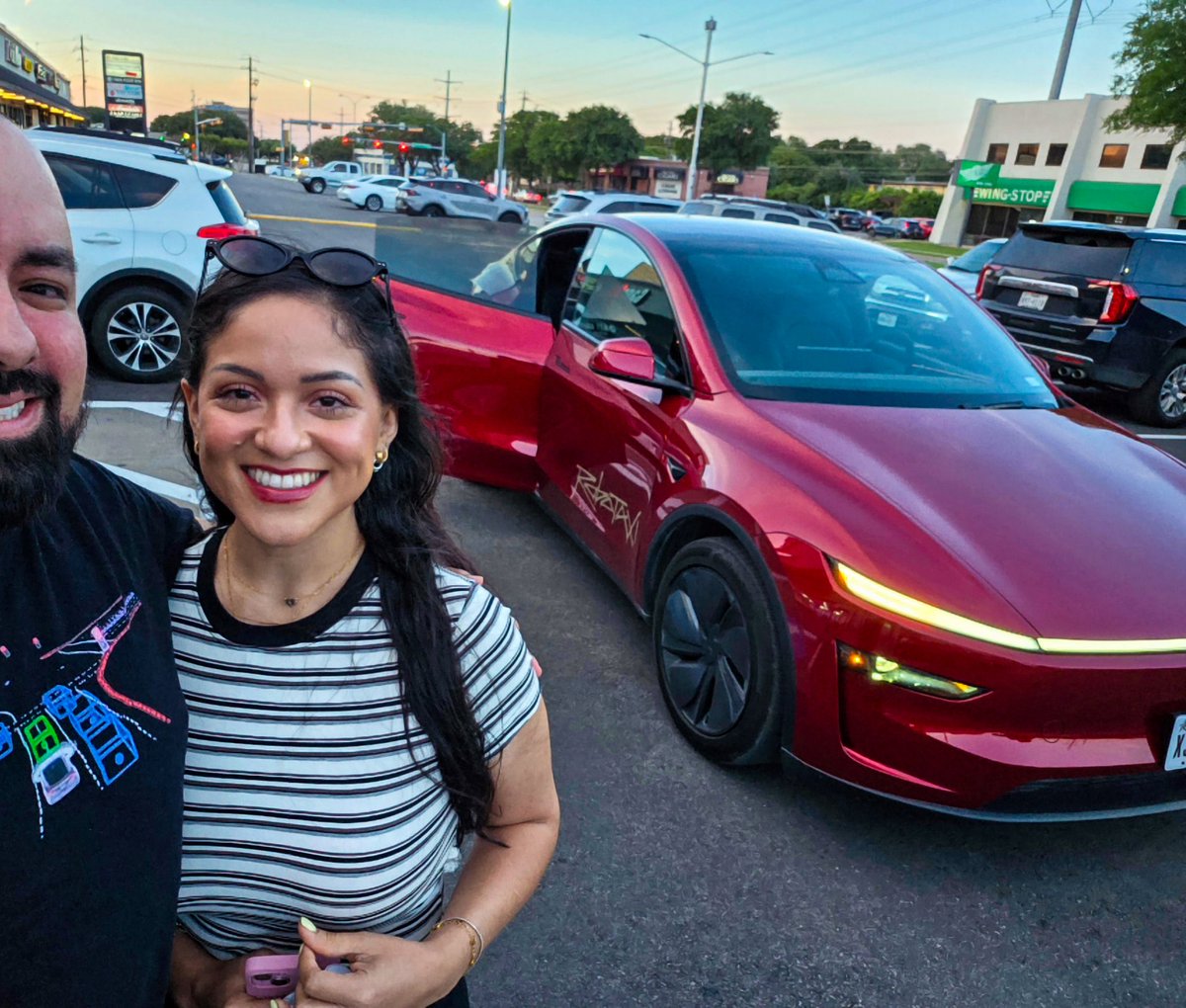 TexasTSLA tweet media