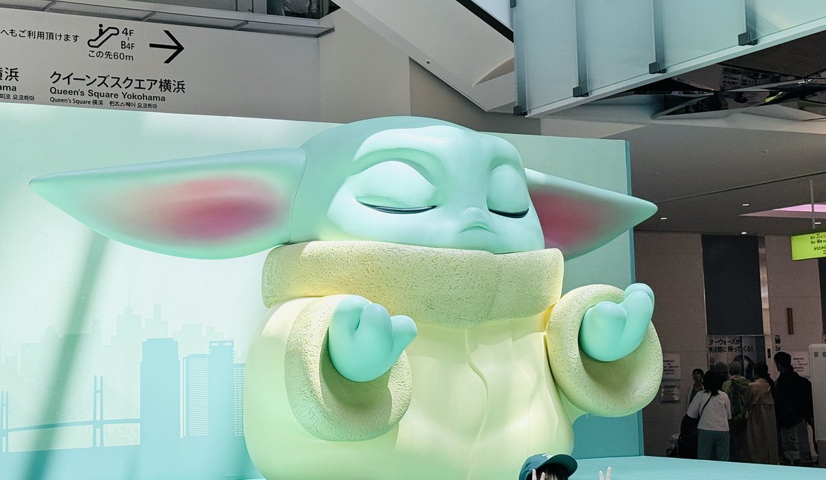 hamakei's tweet photo. 今日は、「May the Force be with you.」にちなんだ記念日 May the 4th!
▽5月4日はスター・ウォーズの日 みなとみらい複数施設で展開
https://t.co/RtP5FxlVEE
#横浜 #スターウォーズの日 #スターウォーズ #みなとみらい #MARKIS #ランドマークプラザ https://t.co/xn6RdzjZf1