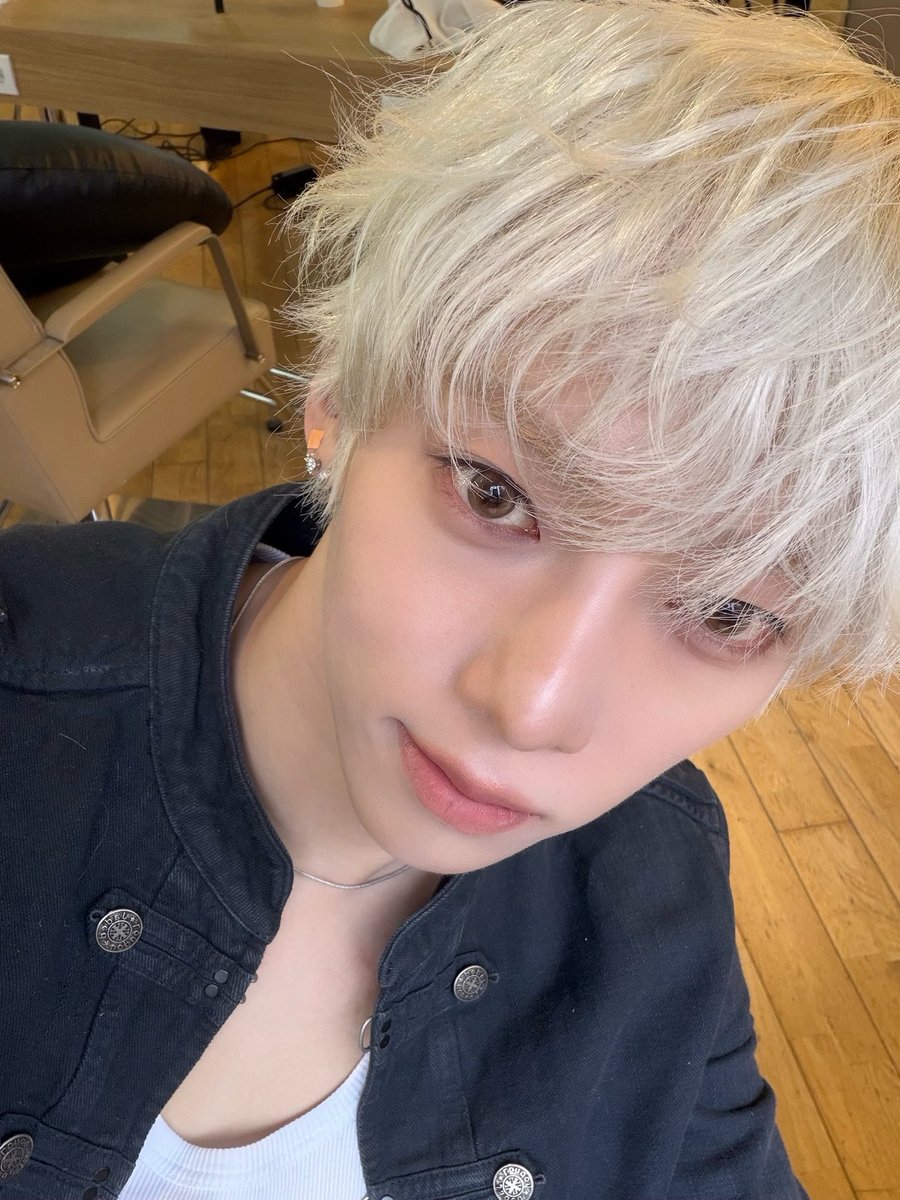 두우 tweet media