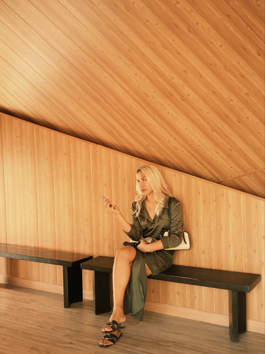 ManlapigRoss's tweet photo. The last of my Carolyn Bessette era 😜 https://t.co/XBcsvujzE7