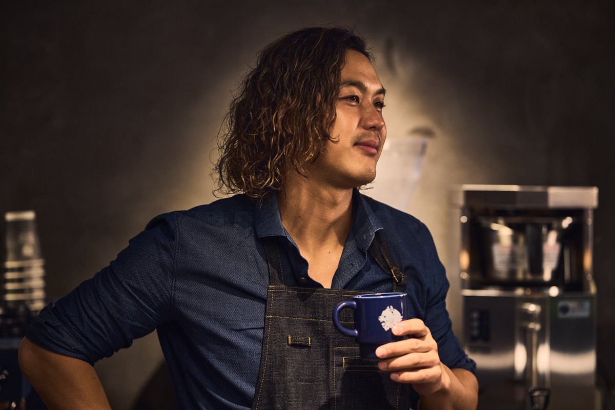 Lionsstore_web's tweet photo. ／
本日フラッグスにて販売開始
#髙橋光成 投手 プロデュースコーヒー☕️
＼

プロの指導を受け自身でドリップするのが今季から日課の髙橋光成投手
豆の選定・試飲・マグの厳選まで追求した逸品が登場！
情熱が詰まった至極の一杯をご堪能ください☕️ 

▼詳細
https://t.co/GlKknziUnr

#seibulions https://t.co/iIHpDx7LTp