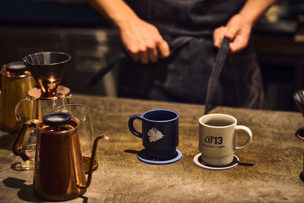 Lionsstore_web's tweet photo. ／
本日フラッグスにて販売開始
#髙橋光成 投手 プロデュースコーヒー☕️
＼

プロの指導を受け自身でドリップするのが今季から日課の髙橋光成投手
豆の選定・試飲・マグの厳選まで追求した逸品が登場！
情熱が詰まった至極の一杯をご堪能ください☕️ 

▼詳細
https://t.co/GlKknziUnr

#seibulions https://t.co/iIHpDx7LTp