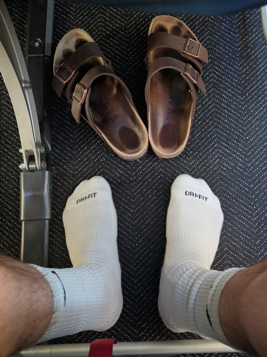 jacksnikes tweet media