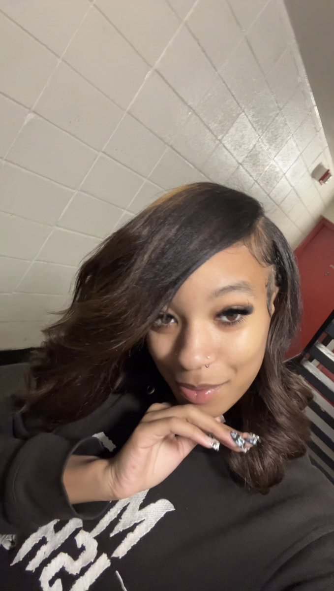 MiMi tweet media