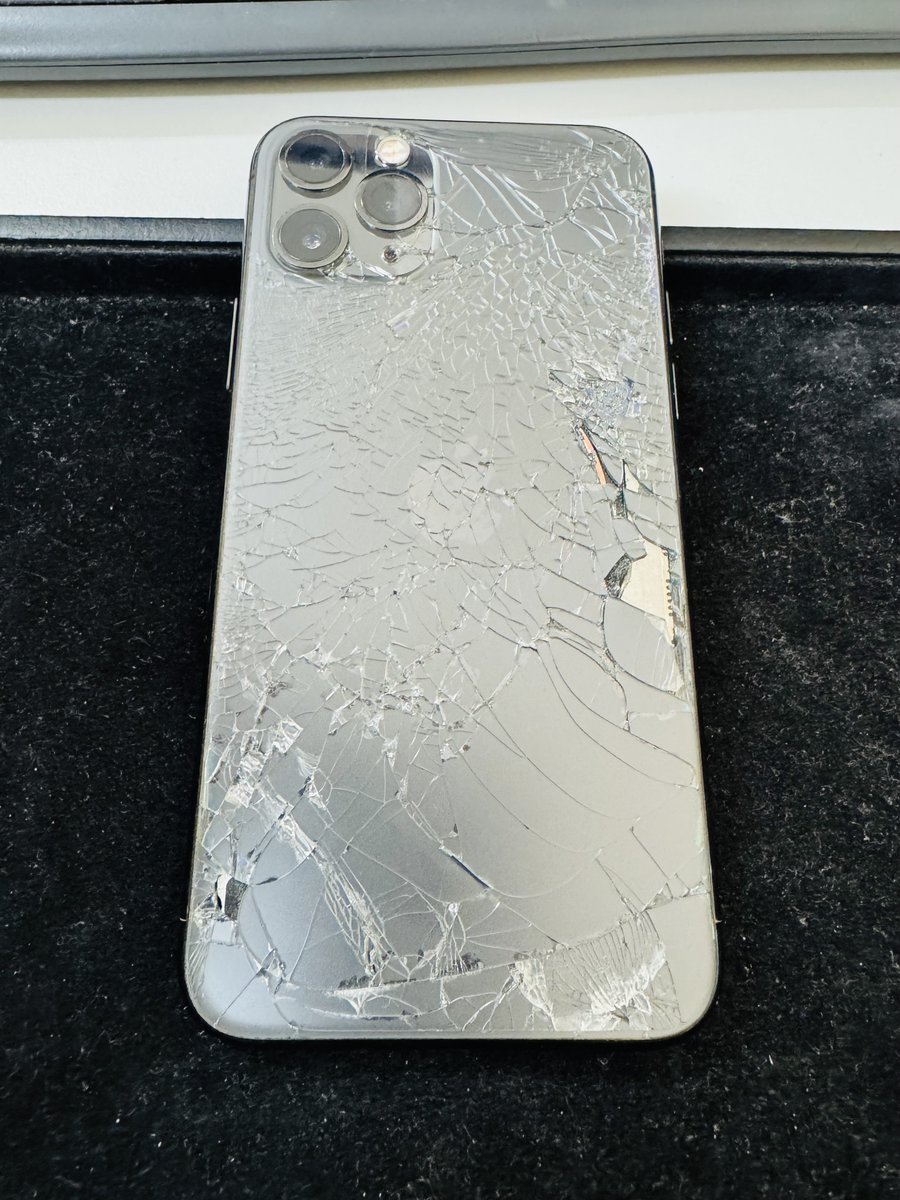 ⚠️～4/23まで 8000円 ⇒ 5000円 スマホ4台 中古動作確認済 ユーチューブ観れました。 ▽週末SALE品▽ 1/31(土) 11:00～ 店舗限定 保証なし iPhone6 中古品も