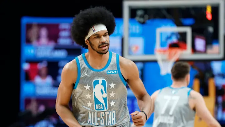 AcrossCavs's tweet photo. Jarrett Allen tonight https://t.co/V2x17vxcar
