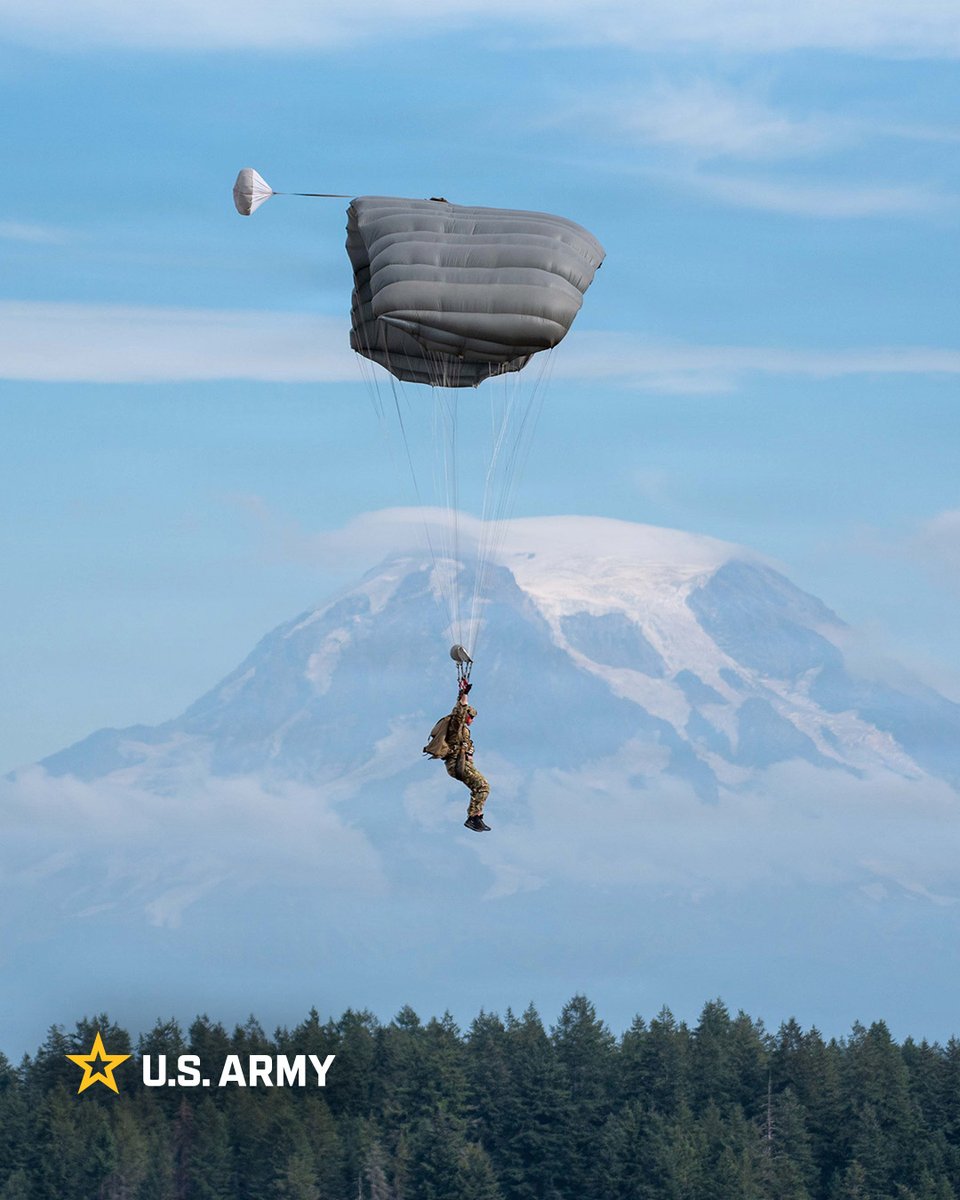 U.S. Army tweet media