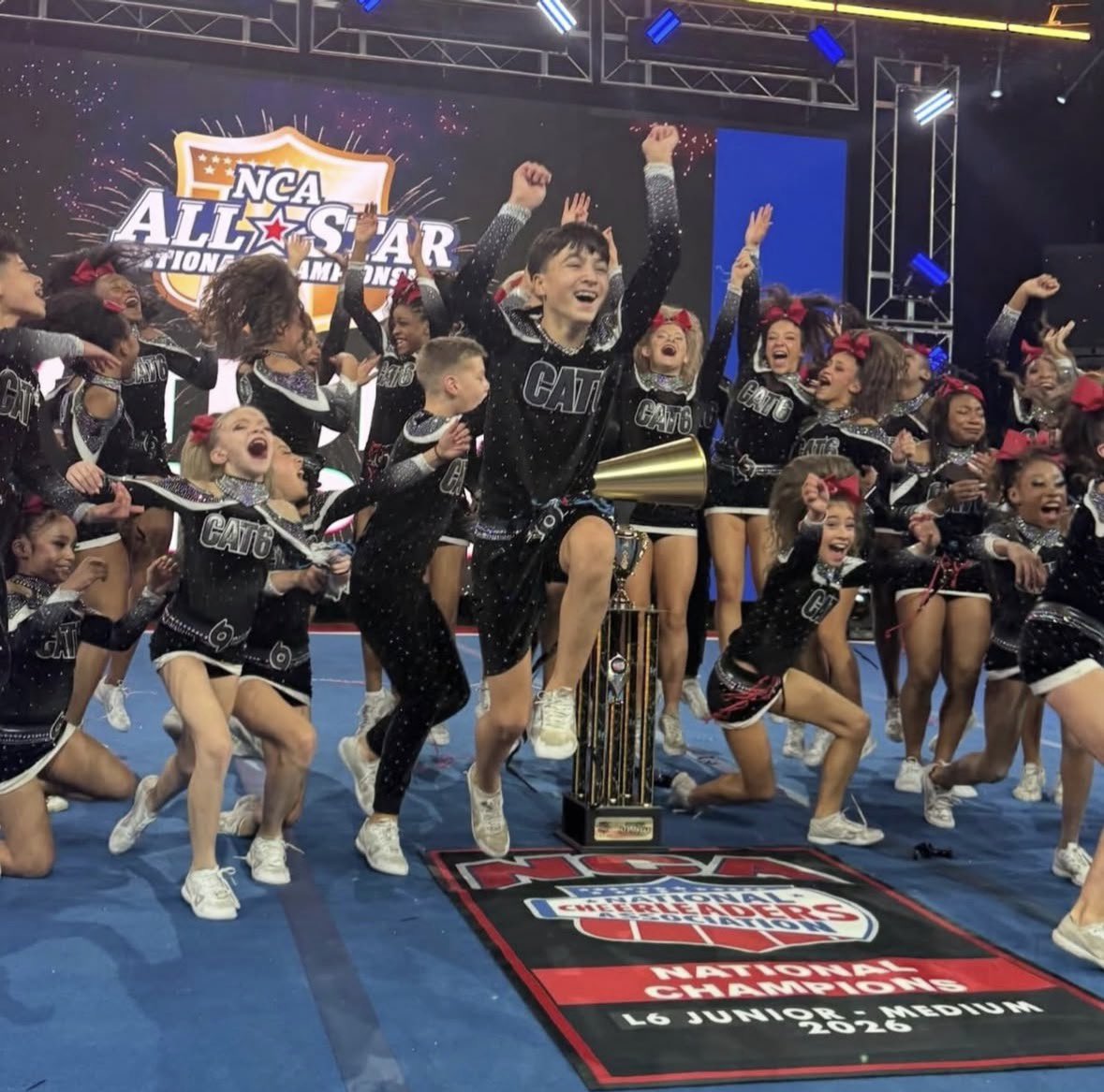 YOUR JUNIOR MEDIUM COED LEVEL 6 SUMMIT CHAMPIONS SOUTH JERSEY STORM - CAT-6