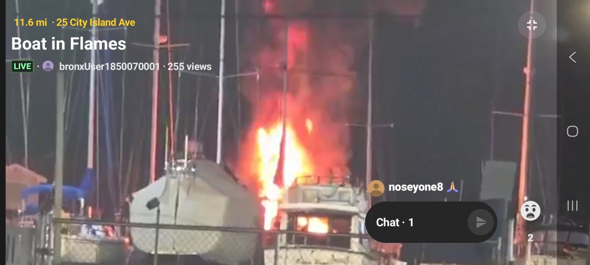 EmergencyStream's tweet image. 🚨 🔥 #BREAKING #LIVE | NY | City Island | Boat fire in marina | | #Watch l go.citizen.com/K7mKhyg2Q2b
#Listen | scannerradio.app/?l=ODY5NDE