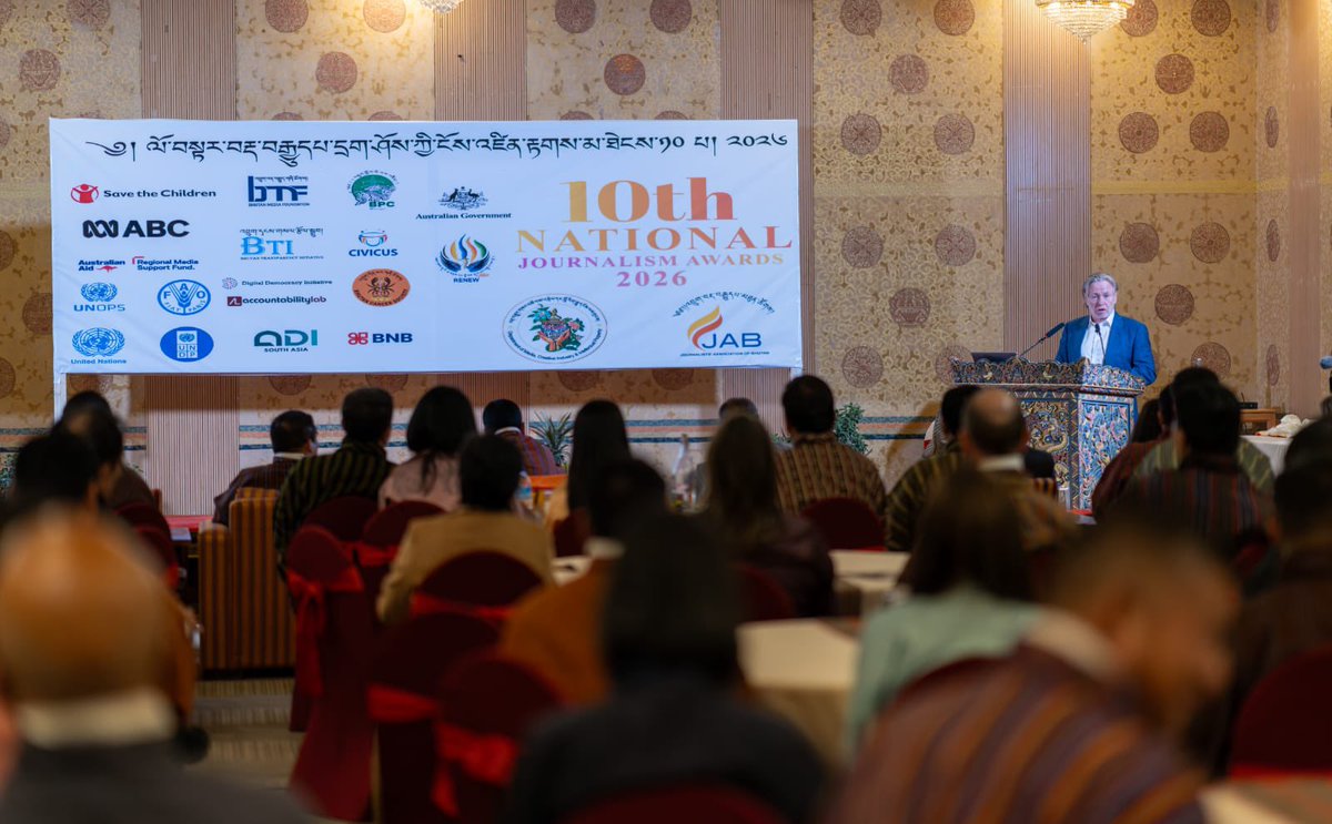 AusHCIndia's tweet image. What better day than #WorldPressFeedomDay to honour &amp;amp; celebrate Bhutan's outstanding media at the National Journalism Awards 🛡️✍️

Proud of Australia's support to @JAbBhutan and the next generation of journalists driving action on critical issues like #climatechange. @FMBhutan