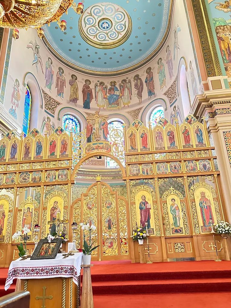 Canadian Catholic Aesthetics tweet media