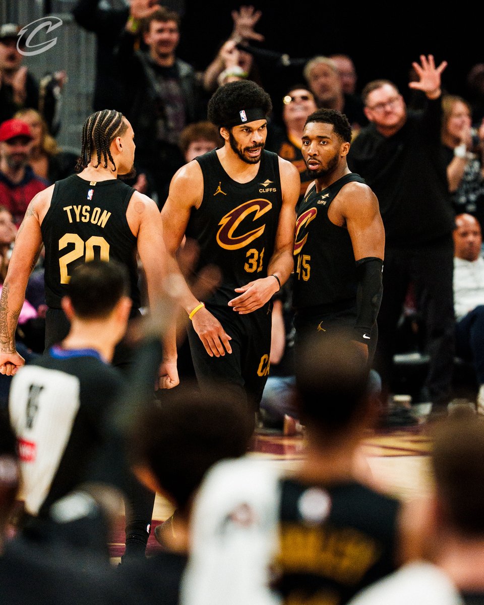 cavs's tweet image. JARRETT ALLEN'S THIRD QUARTER:

14 PTS | 10 REB | 5-7 FG

#LetEmKnow