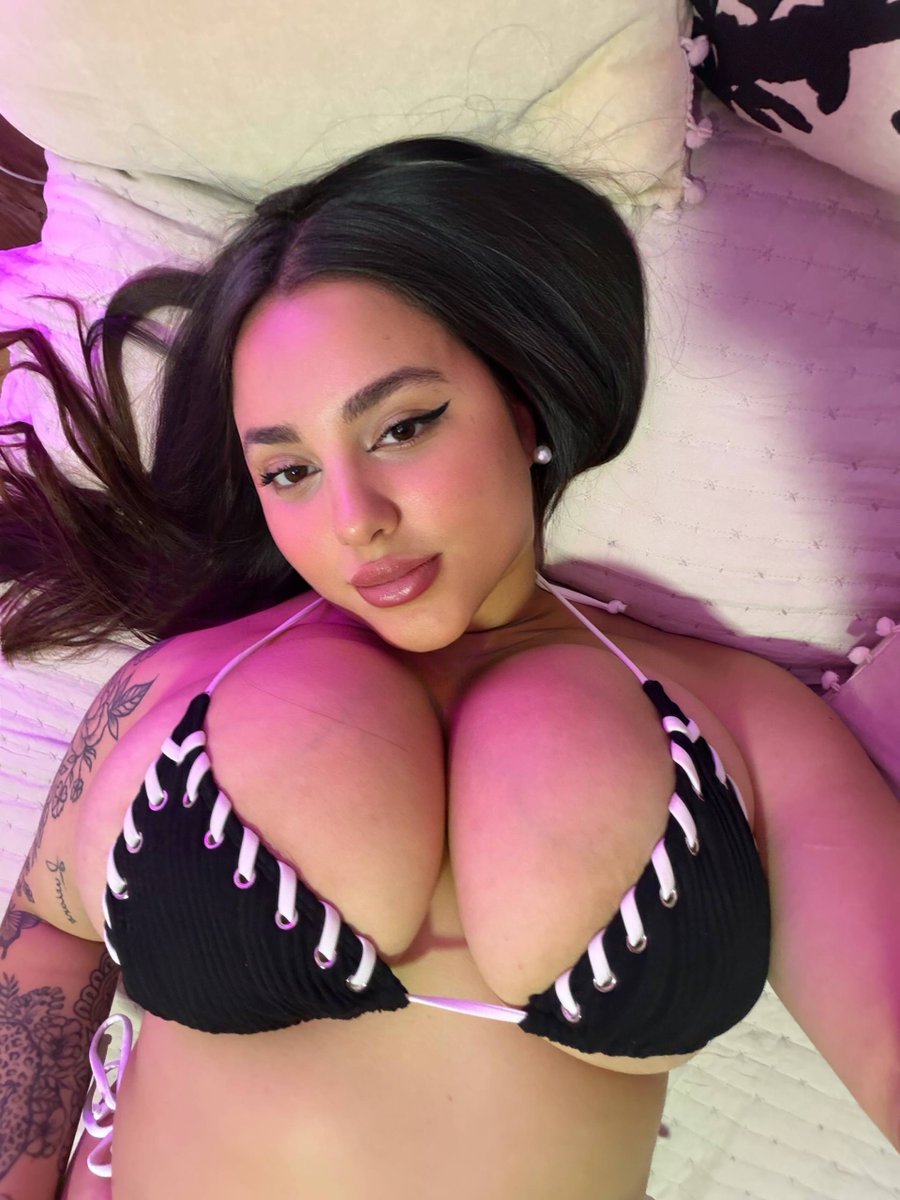 Anna Lush tweet media