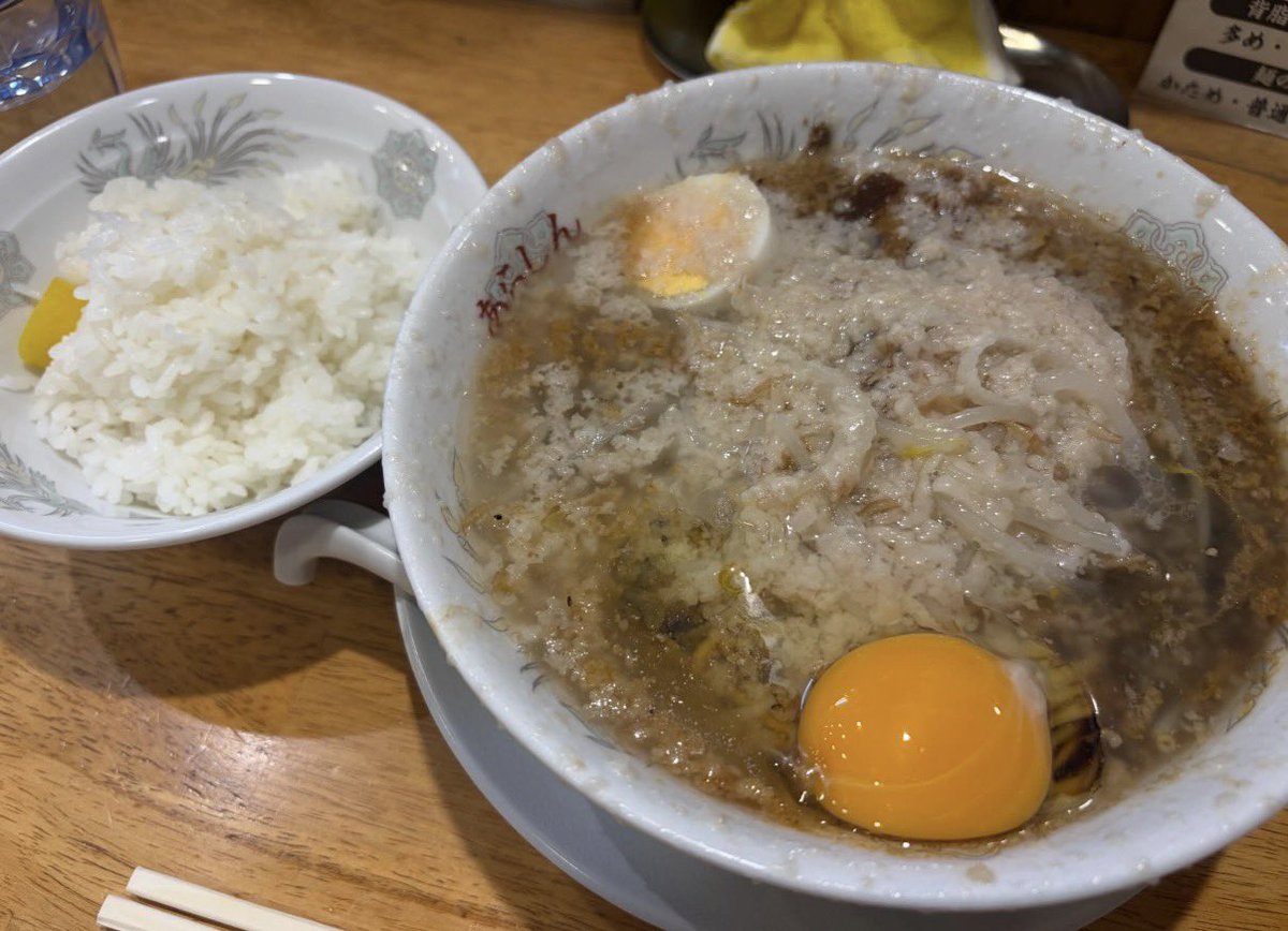 うちだ tweet media