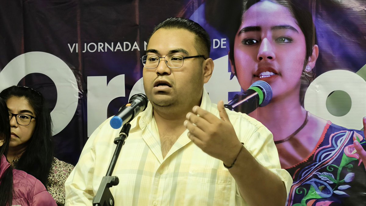 #ULTIMAHORA Exigen liberar a líder antorchista detenido injustamente en Chiapas
Vecinos y padres de familia denuncian irregularidades en la detención del profesor Raúl Orión Jiménez y piden intervención urgente del gobierno estatal. buzos.com.mx/noticia/exigen…