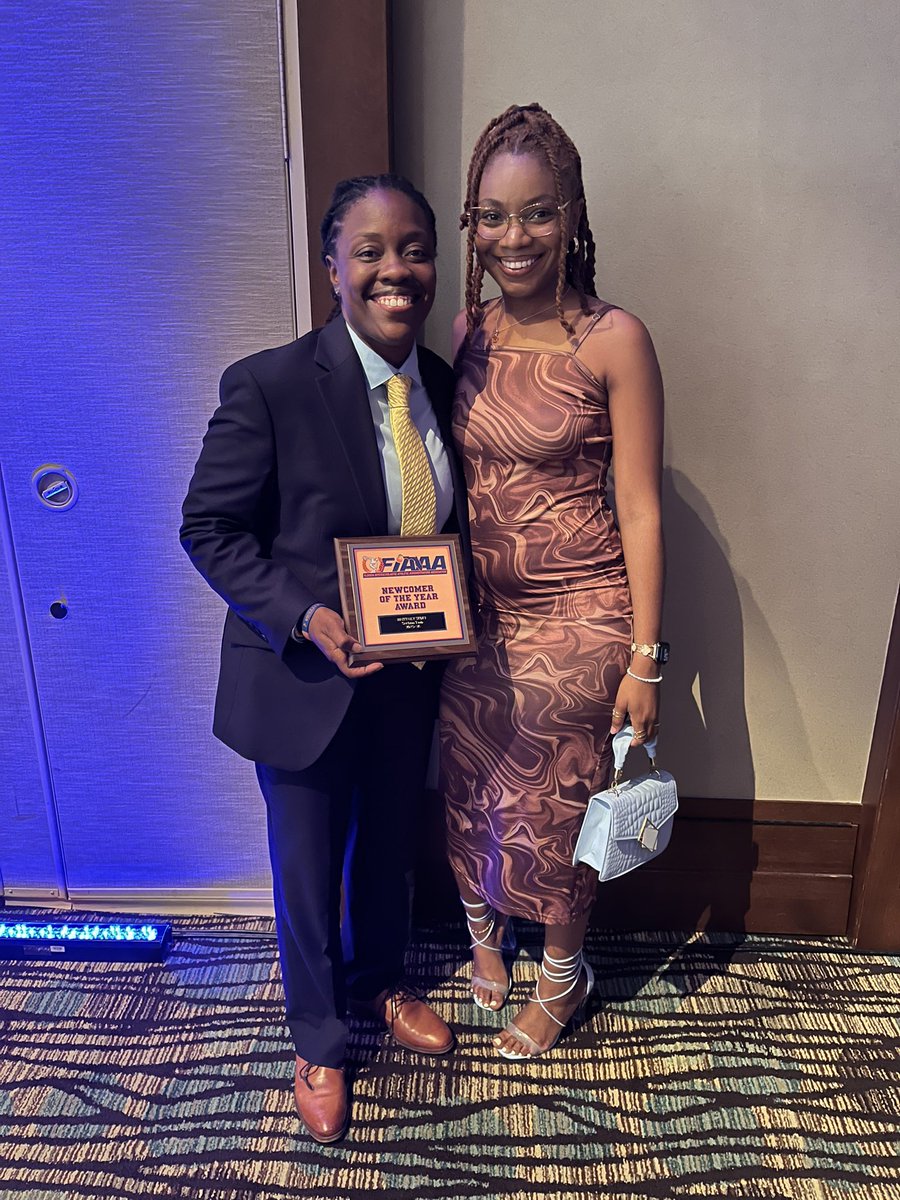 OCPSAthletics's tweet photo. We are honored to share that East River Athletic Director Brittany Scott was named the FIAAA Newcomer Athletic Director of the Year. She was presented her award at the FIAAA Conference awards dinner this evening. @OCPSnews https://t.co/qEZJeplQ9q