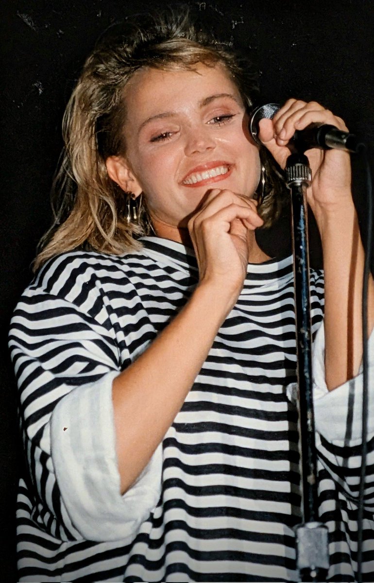 Belinda Carlisle 💙 tweet media