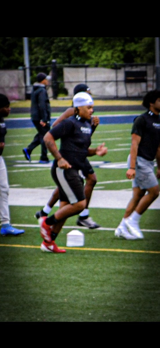 ZakeryTurener's tweet image. Zakery Turner | DL

Under Armour Combine — most want given offers , i want earned offers , i wanna be with a program that’s gonna invest in me not just pick me up to be on the side line!!@sixstarfootball @247Sports @UnderArmour 
#RecruitMe #DL #NextLevel